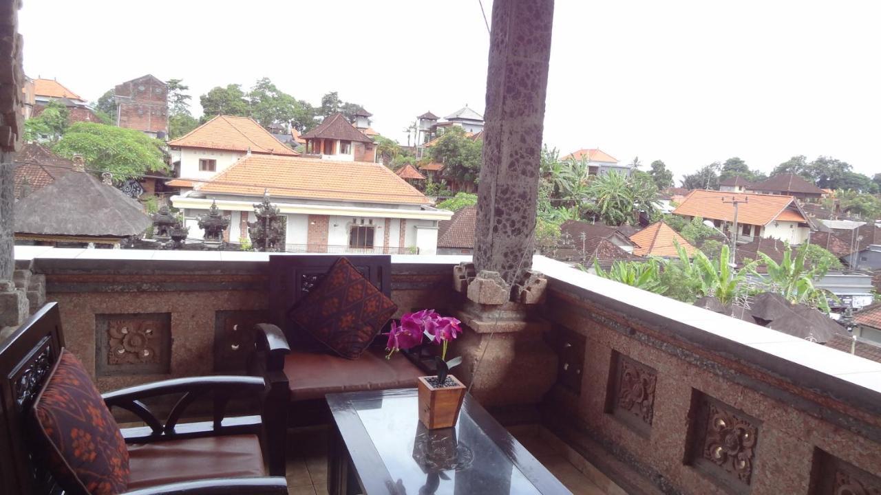 Gasthuis Sunarta House *