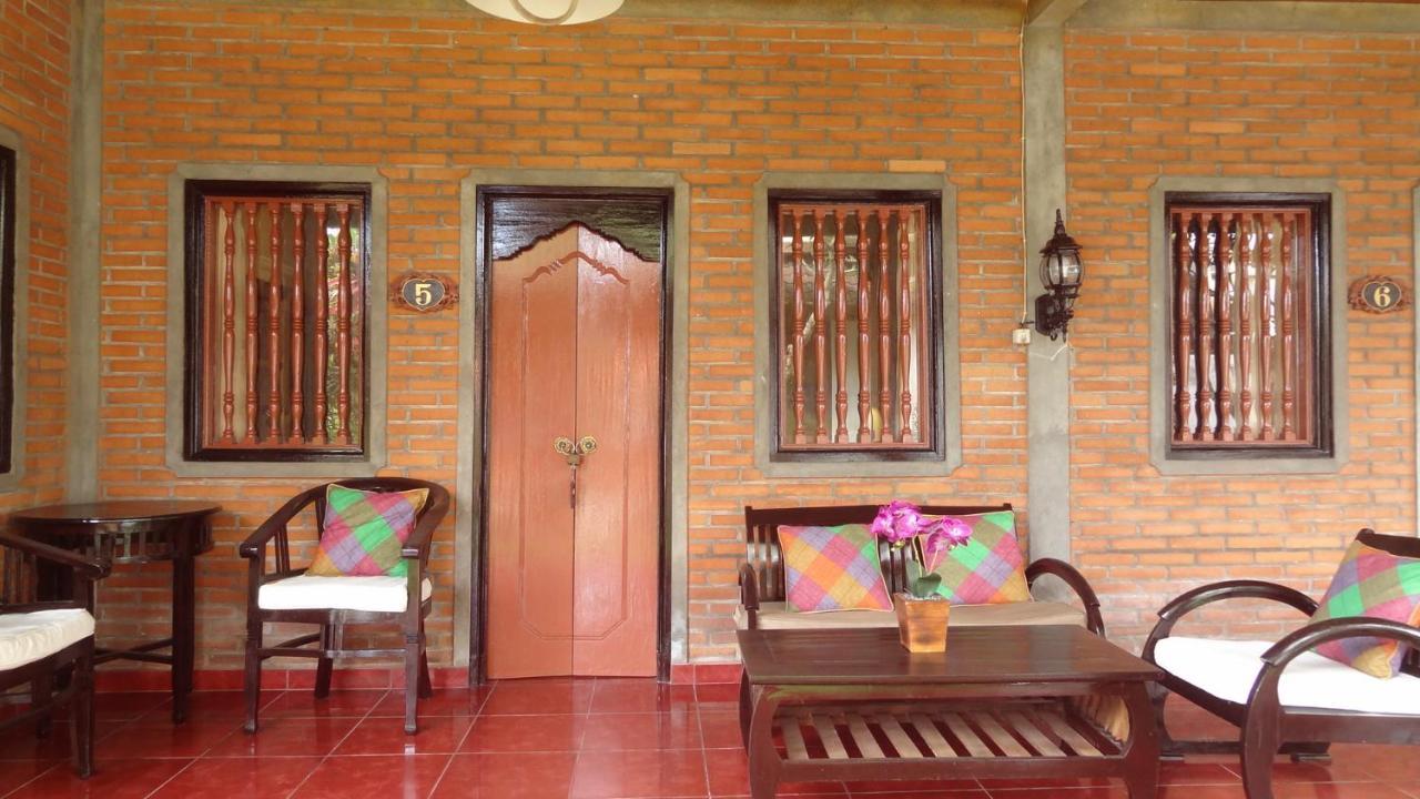 Gasthuis Sunarta House *