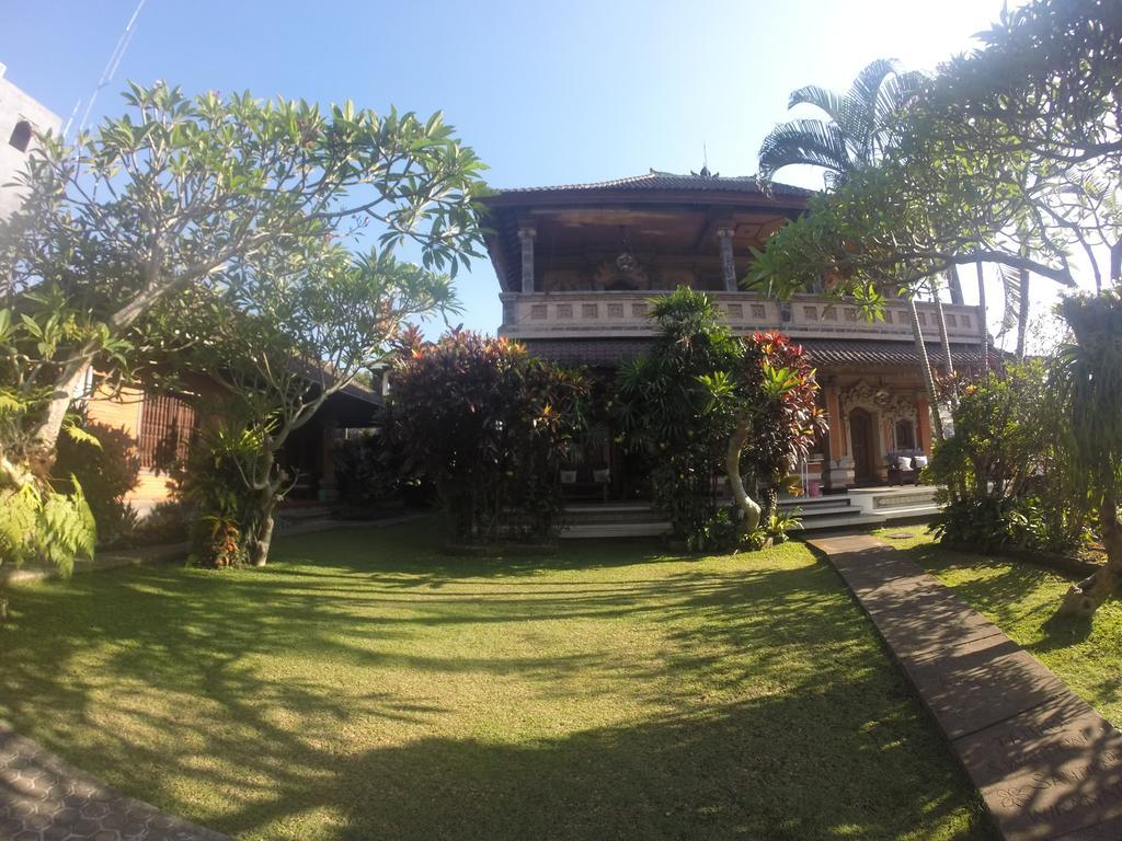 Gasthuis Sunarta House *
